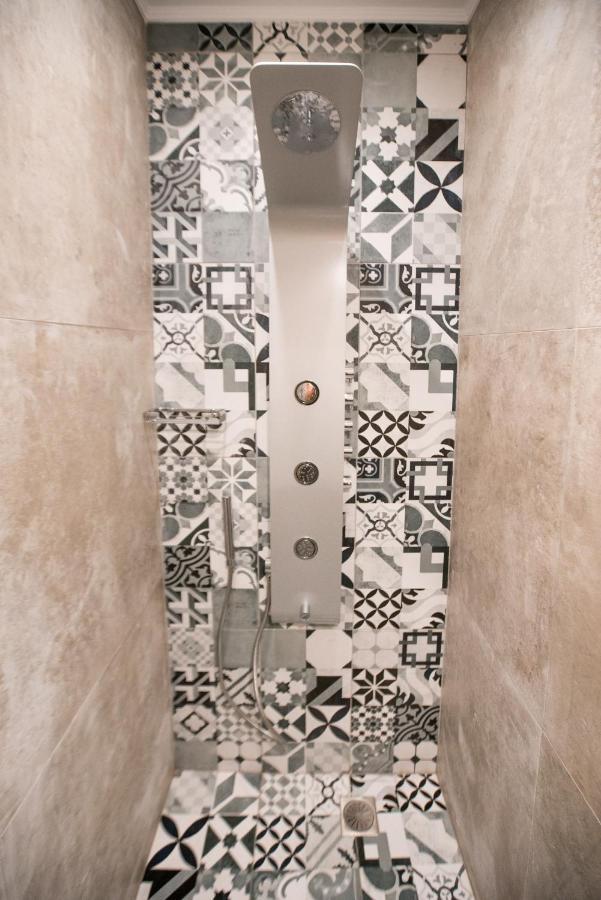 Athenian Living Suites Buitenkant foto
