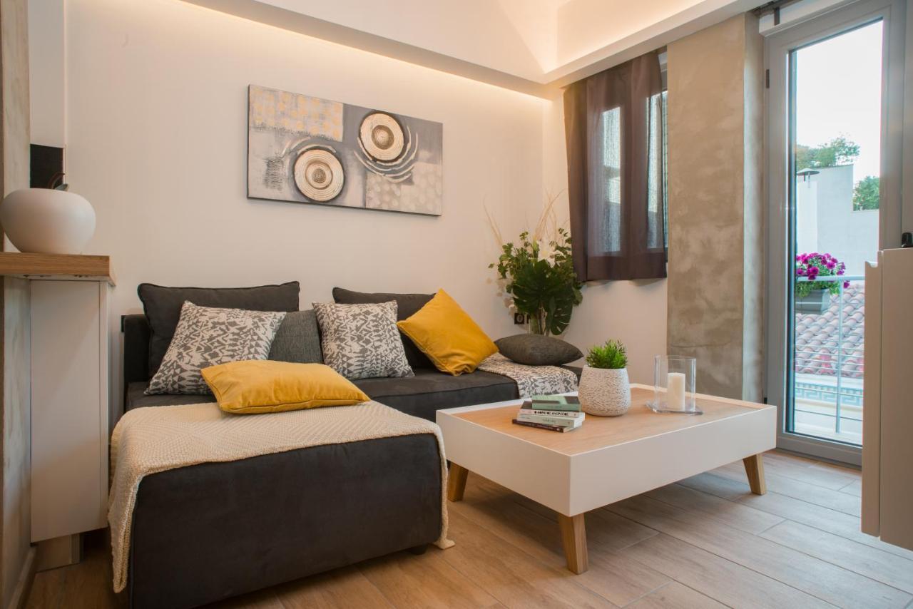 Athenian Living Suites Buitenkant foto
