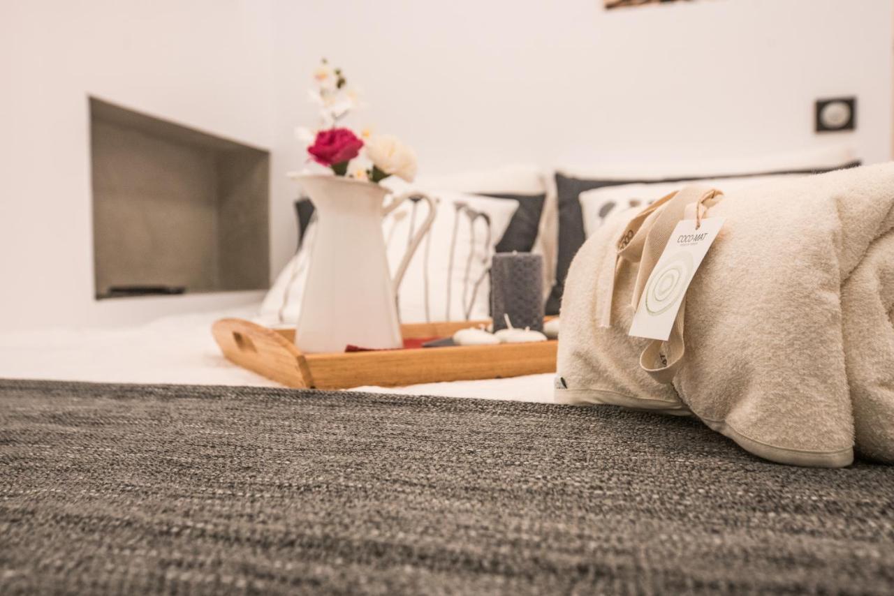 Athenian Living Suites Buitenkant foto