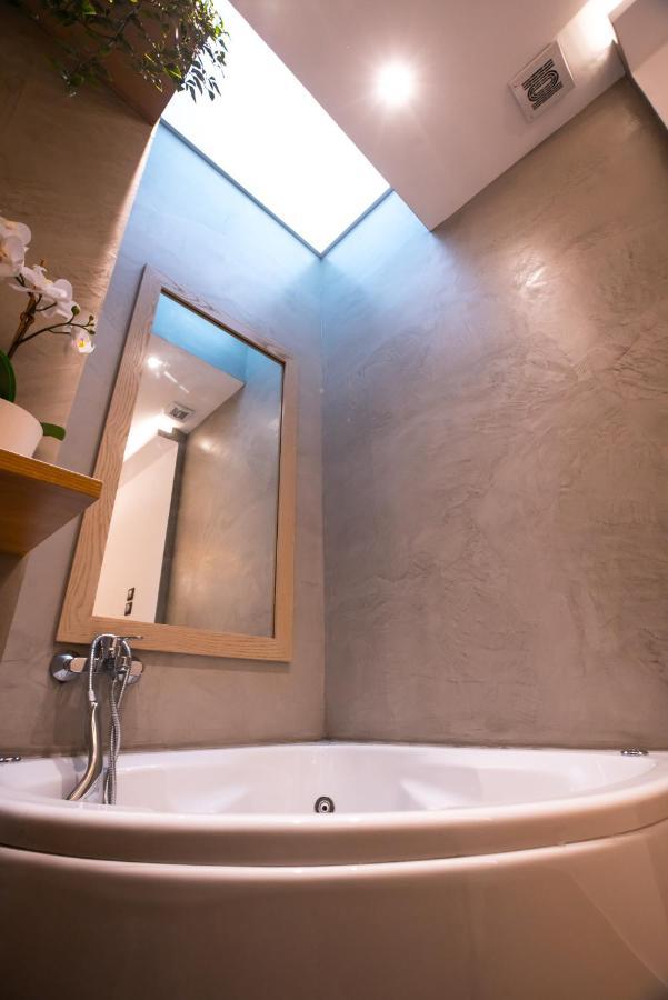 Athenian Living Suites Buitenkant foto