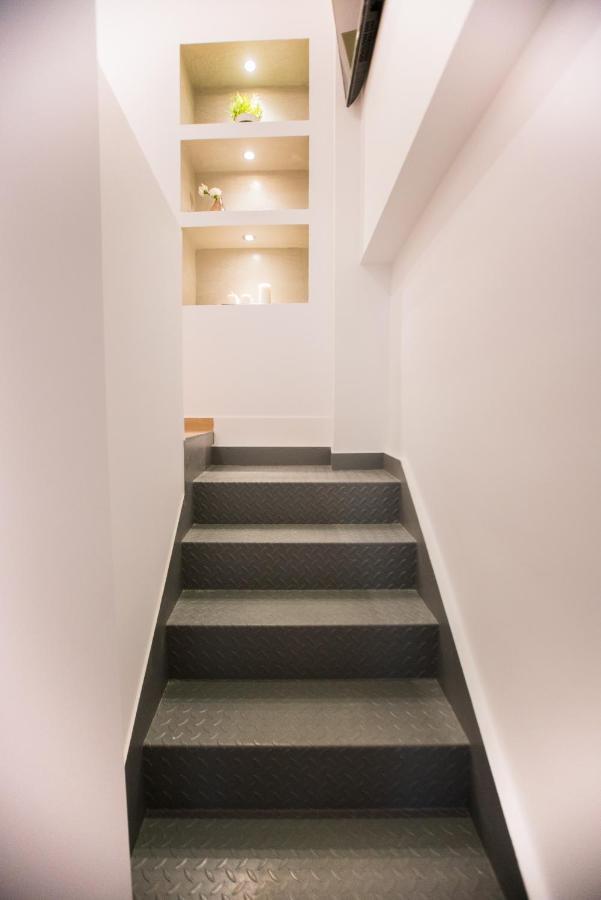 Athenian Living Suites Buitenkant foto