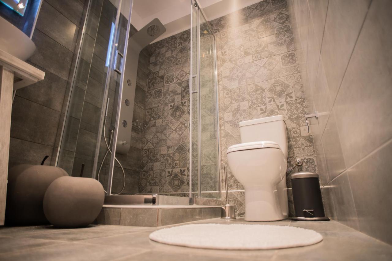 Athenian Living Suites Buitenkant foto