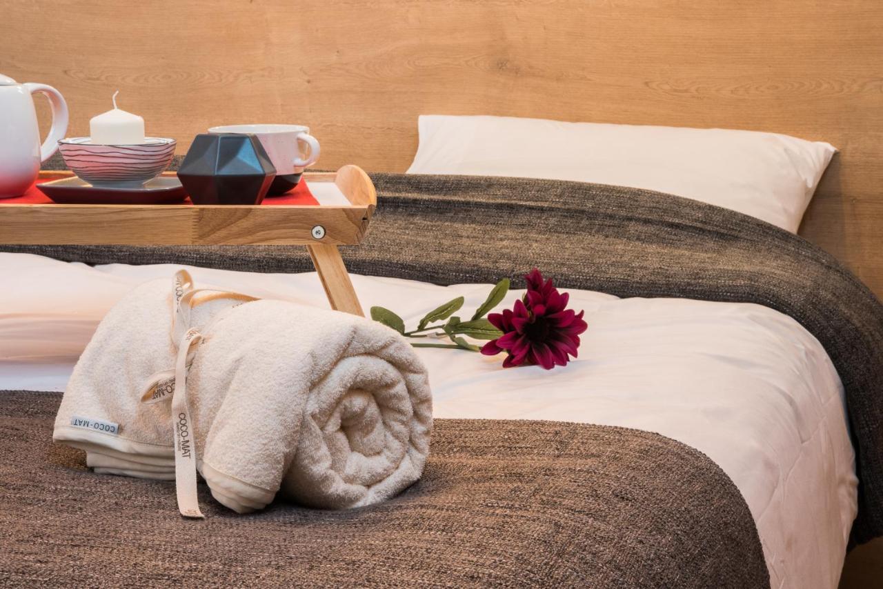 Athenian Living Suites Buitenkant foto